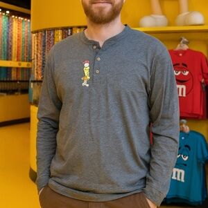 M & M's Brand Henley shirt Men's Size XL gray